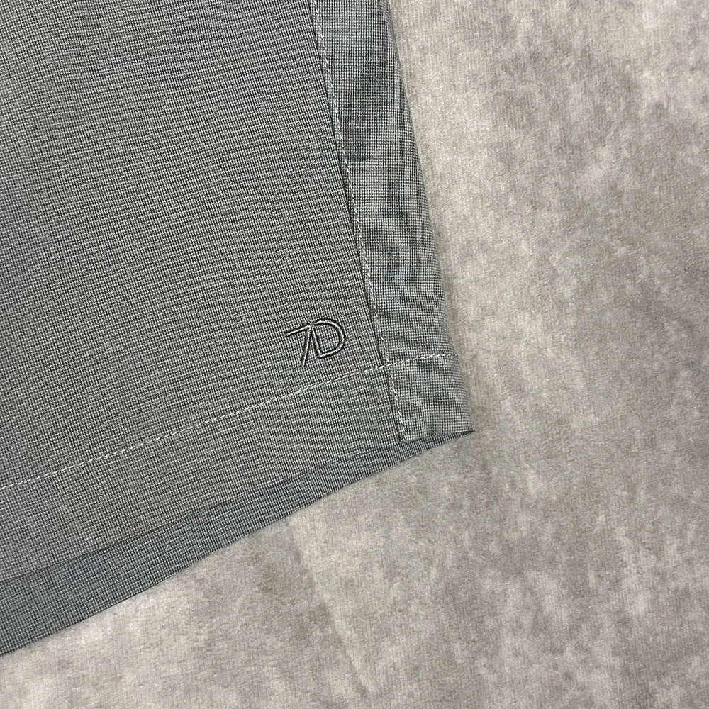 7 Diamonds Shorts Gray Momentum Performance‎ Hybrid 10